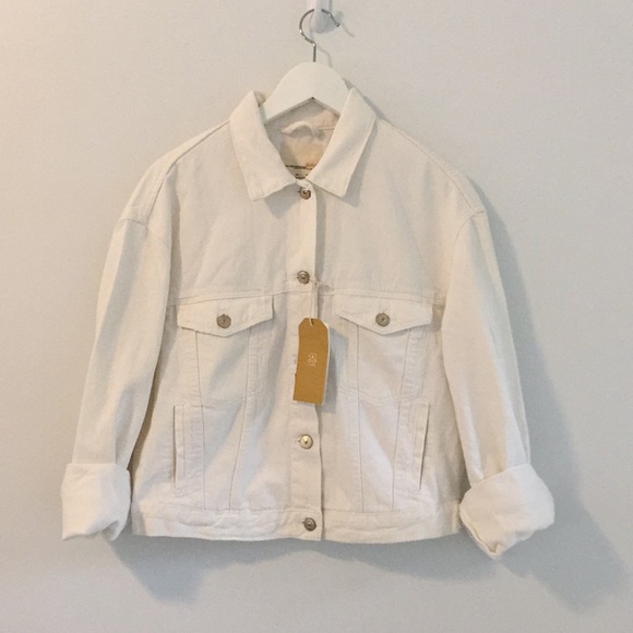 white denim jacket zara